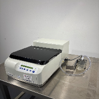 Eppendorf 5305 Concentrator Plus Centrifuge image 1